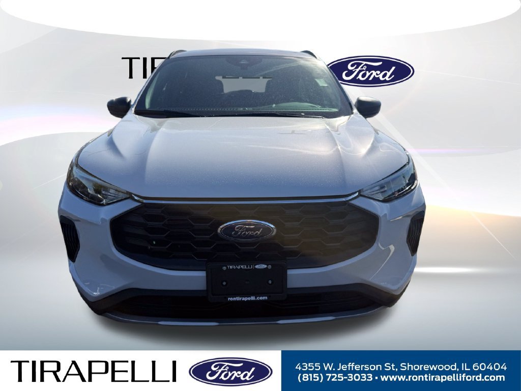 Certified 2025 Ford Escape ST-Line w/ Cold Weather Package AWD/4WD image 7