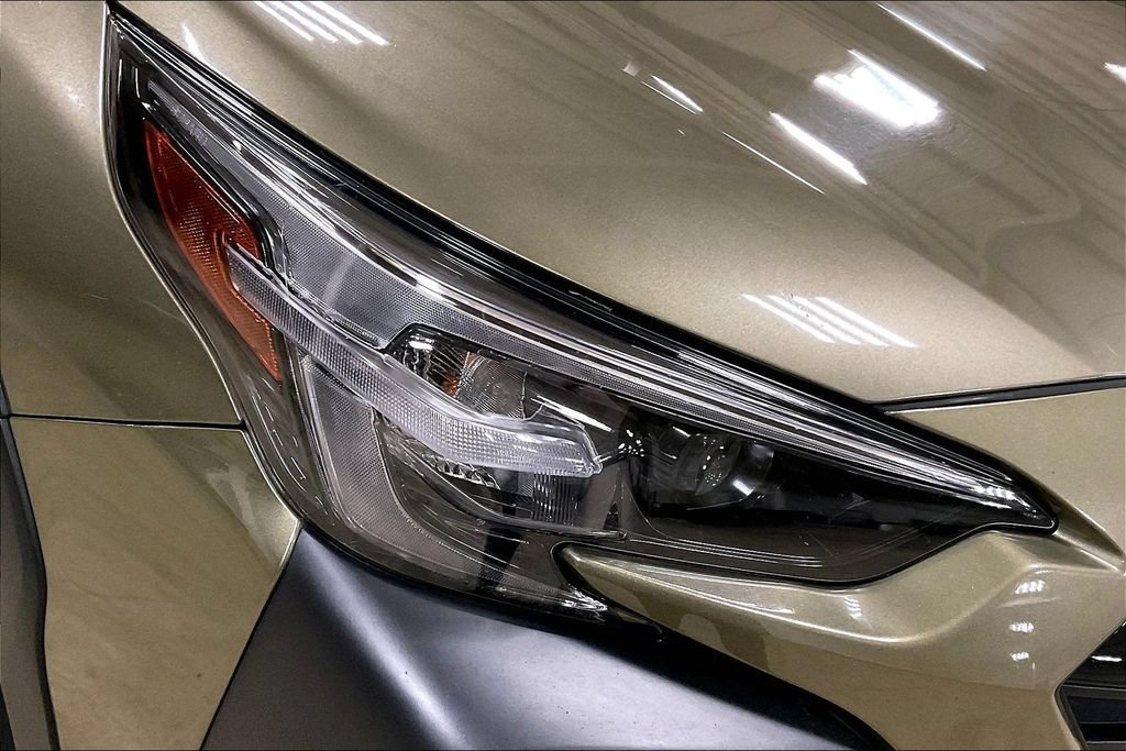 Used 2025 Subaru Outback Onyx Edition AWD/4WD image 27