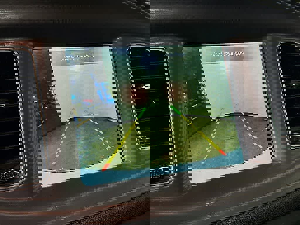 Used 2023 Dodge Charger R/T w/ Performance Handling Group image 27