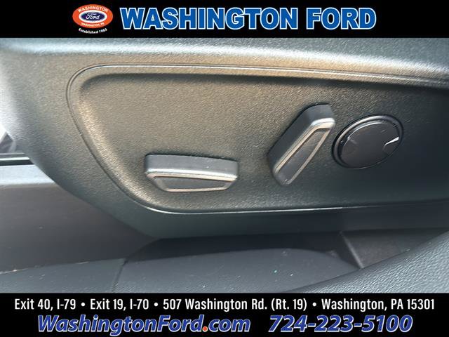 Certified 2022 Ford Escape Titanium AWD/4WD image 12
