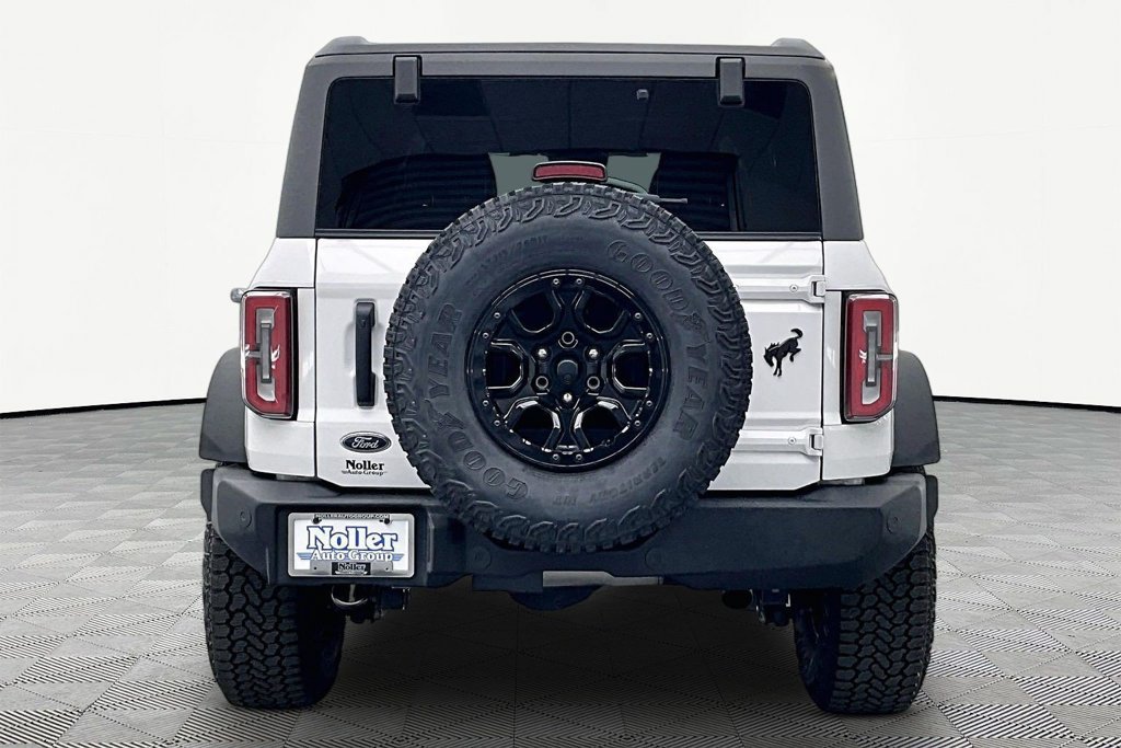 Certified 2024 Ford Bronco Wildtrak AWD/4WD image 4