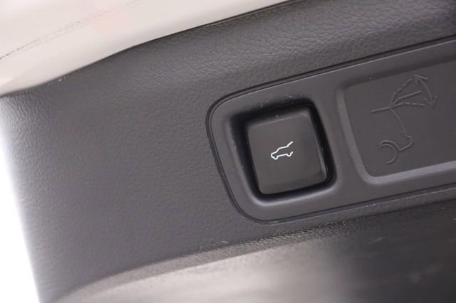 Certified 2024 Ford Expedition Max XLT image 8