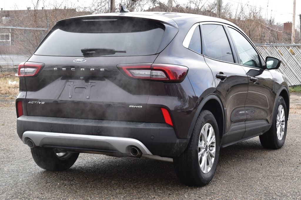 Certified 2023 Ford Escape Active w/ Tech Pack #2 image 2