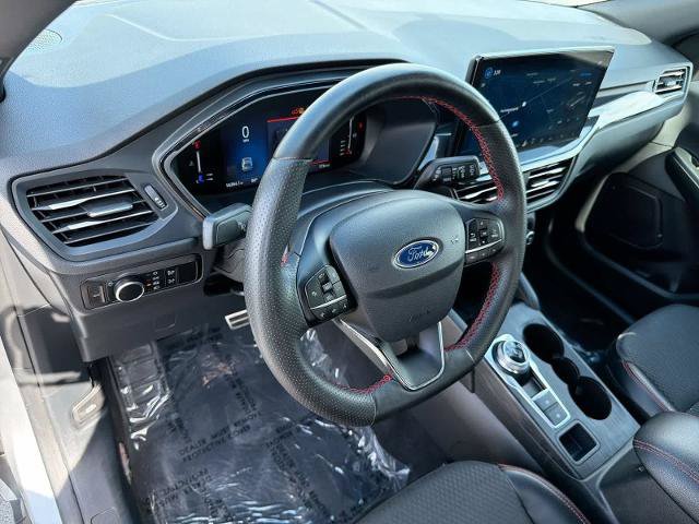 Certified 2023 Ford Escape ST-Line w/ Tech Pack #1 AWD/4WD image 10