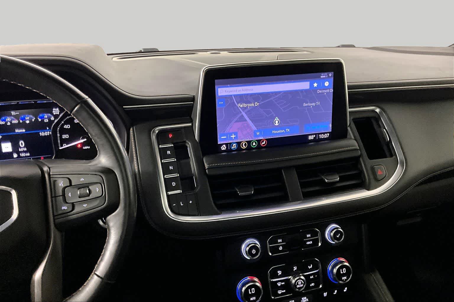 Used 2021 GMC Yukon AT4 w/ AT4 Premium Plus Package AWD/4WD image 12