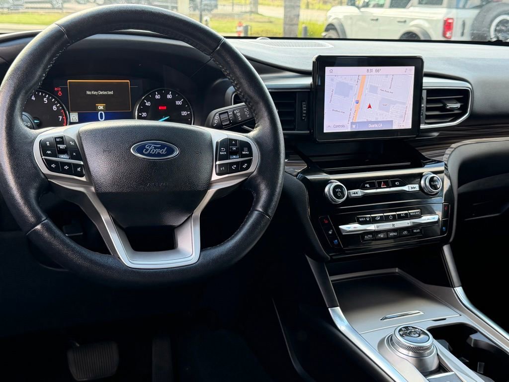 Certified 2023 Ford Explorer Limited RWD image 35