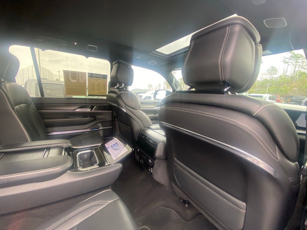 Used 2024 Jeep Grand Wagoneer L Series II w/ Quick Order Packagew 28T image 29