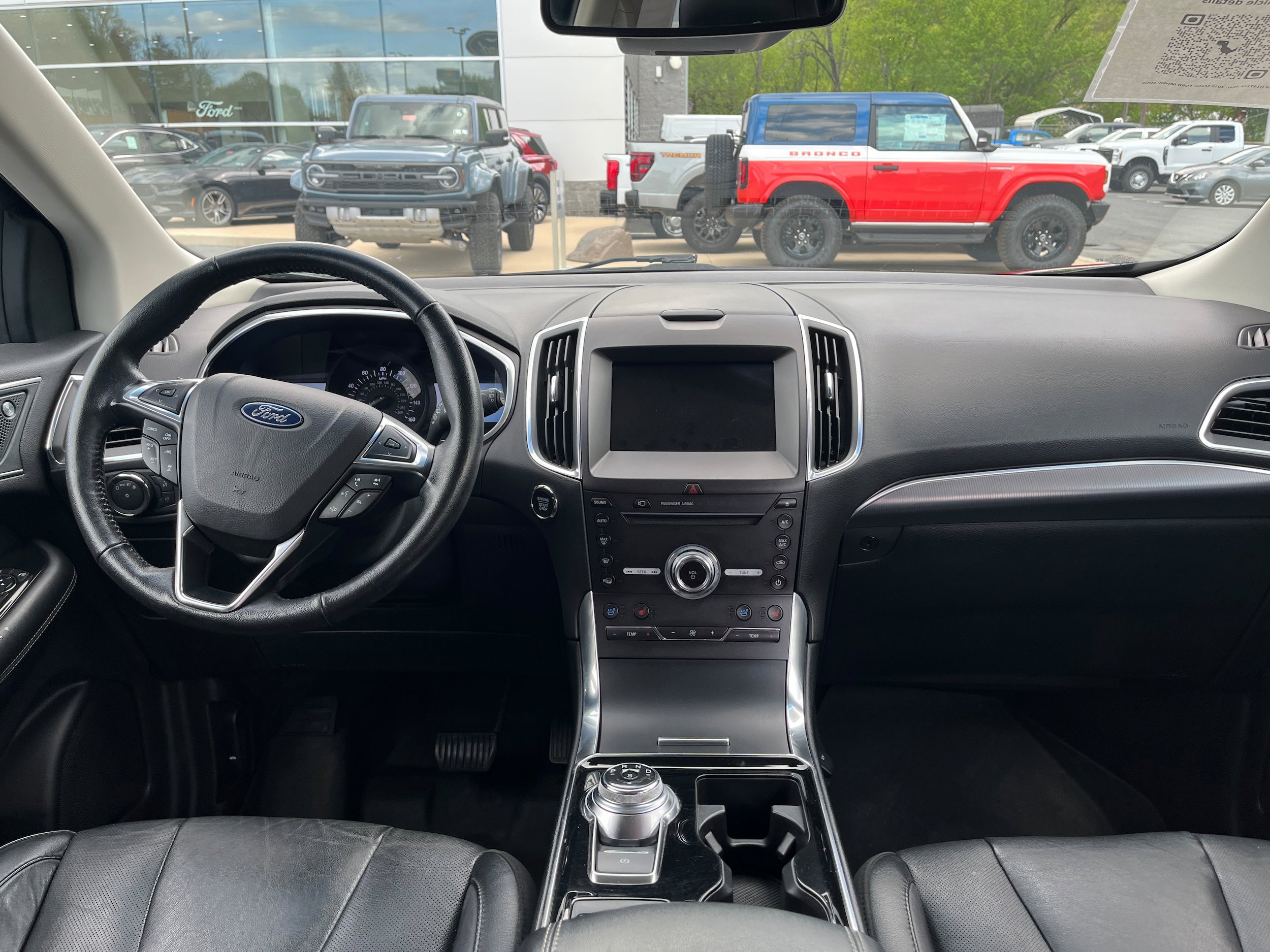 Certified 2019 Ford Edge Titanium w/ Equipment Group 301A AWD/4WD image 13