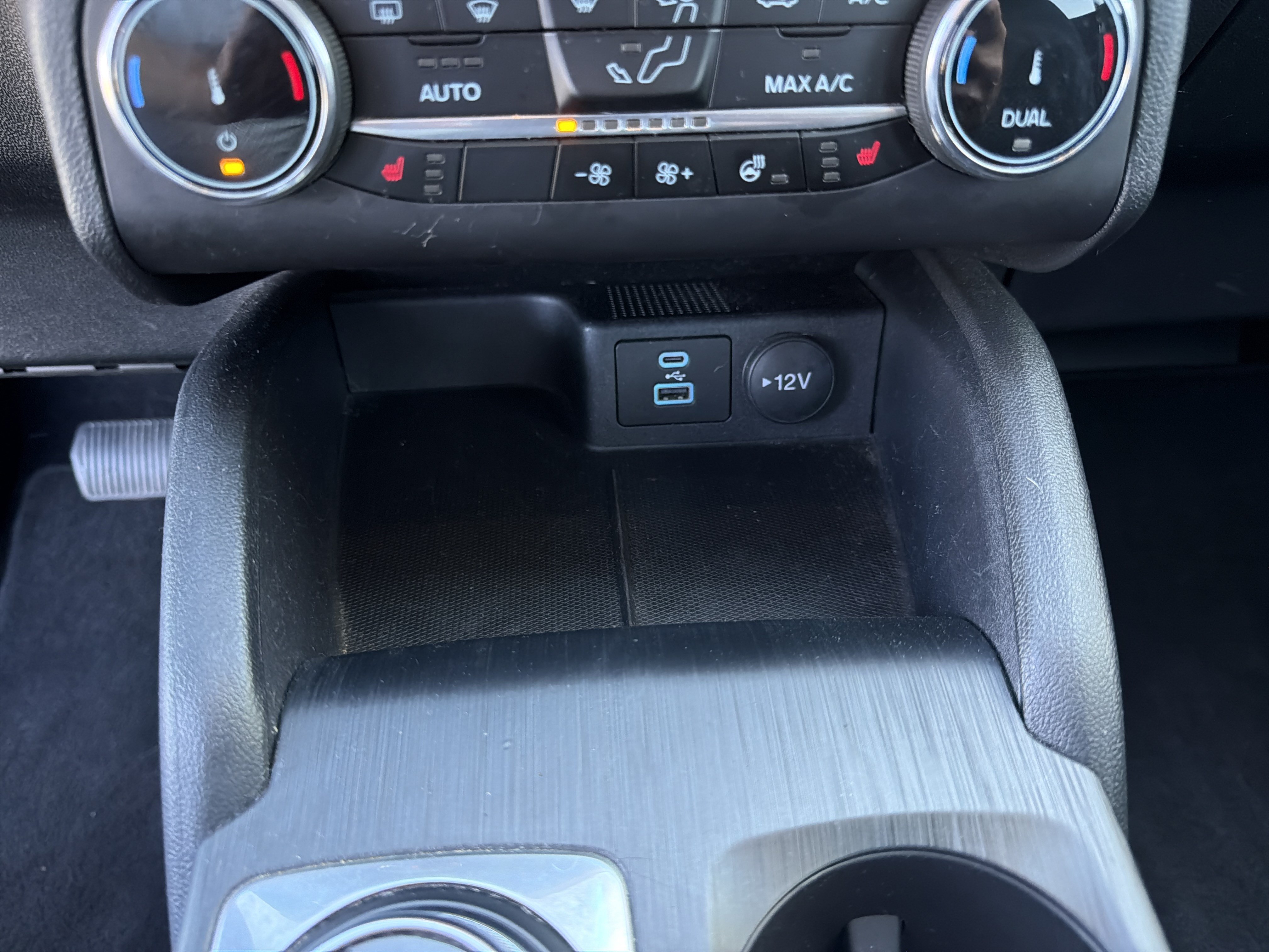 Certified 2023 Ford Escape Active AWD/4WD image 36