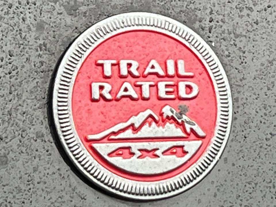 Used 2022 Jeep Compass Trailhawk w/ Trailhawk Elite Group image 3