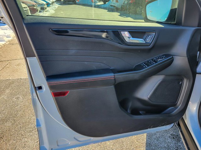 Certified 2025 Ford Escape ST-Line w/ Tech Pack #1 image 23
