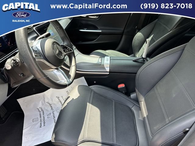 Used 2025 Mercedes-Benz C 300 4MATIC Sedan image 19