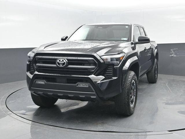 Used 2024 Toyota Tacoma SR5 AWD/4WD image 22