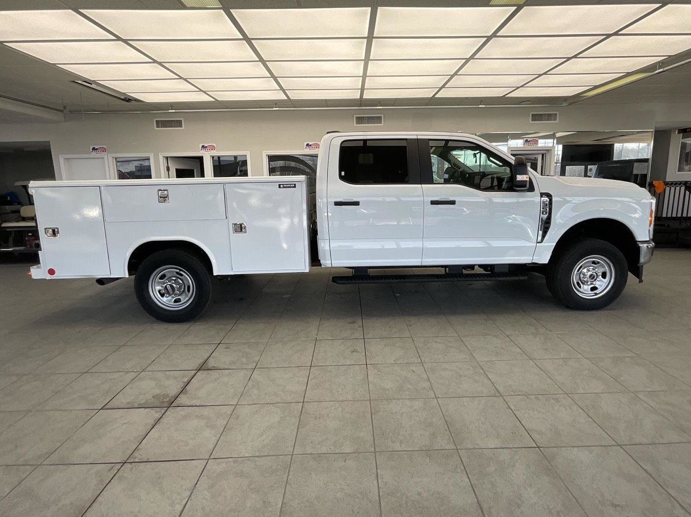 Certified 2023 Ford F350 XL w/ Snow Plow Prep Package AWD/4WD image 4