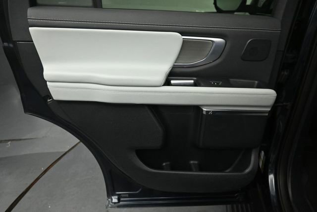 Certified 2025 Ford Expedition Platinum w/ Driver's Package AWD/4WD image 25