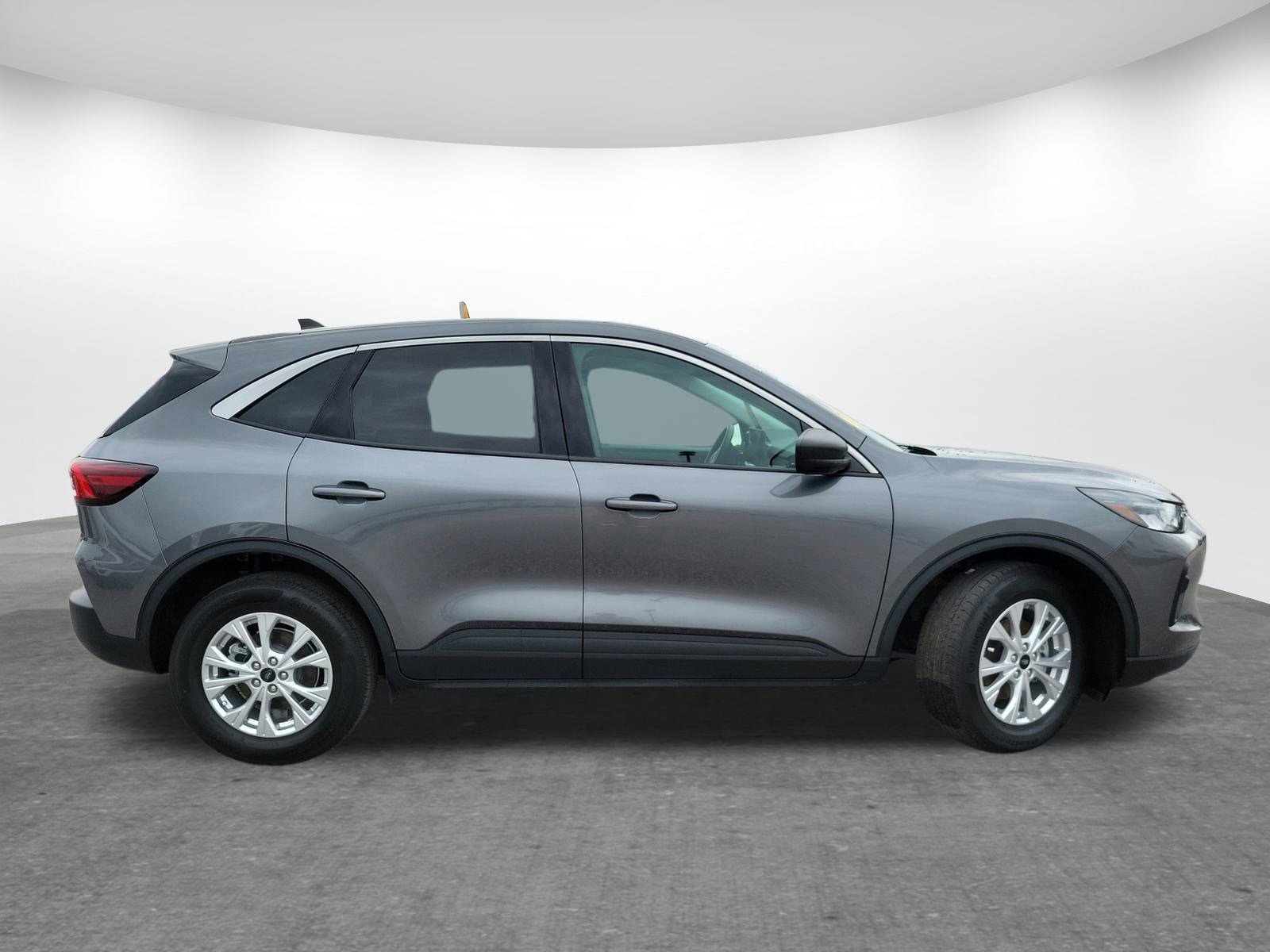 Certified 2024 Ford Escape Active w/ Tech Pack #1 image 5