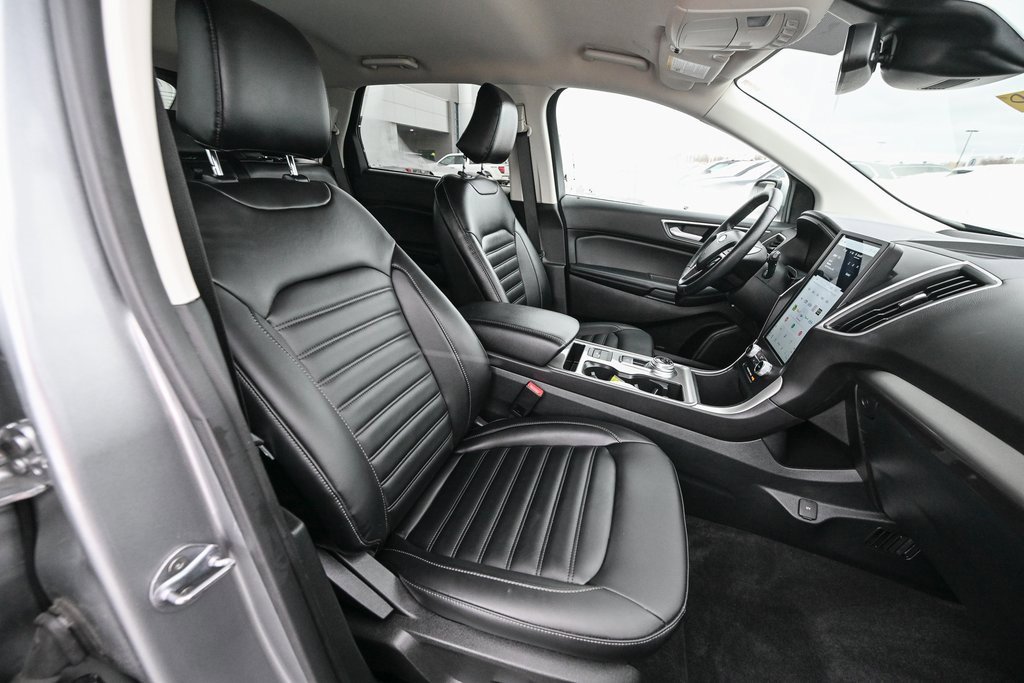 Certified 2024 Ford Edge SEL w/ Convenience Package image 26