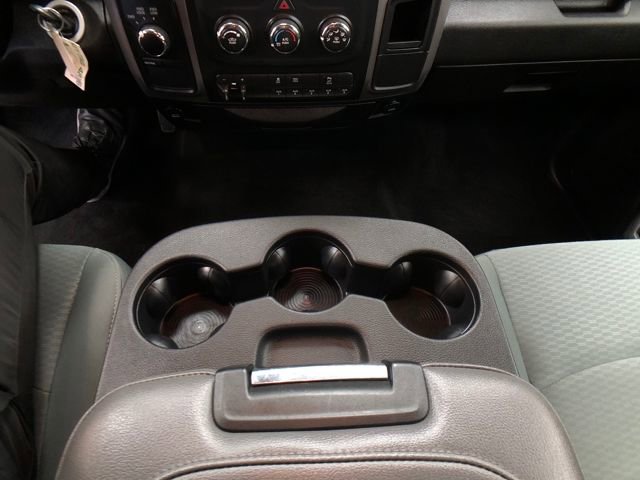 Used 2018 RAM 2500 Tradesman w/ Chrome Appearance Group image 19