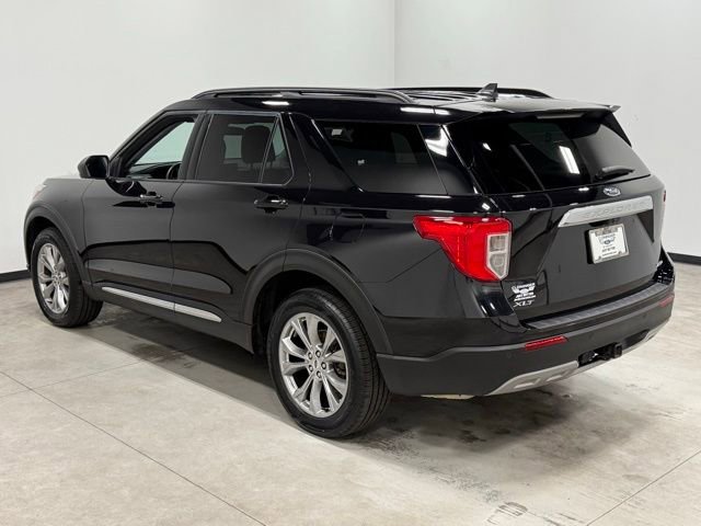 Certified 2023 Ford Explorer XLT w/ Equipment Group 202A image 8