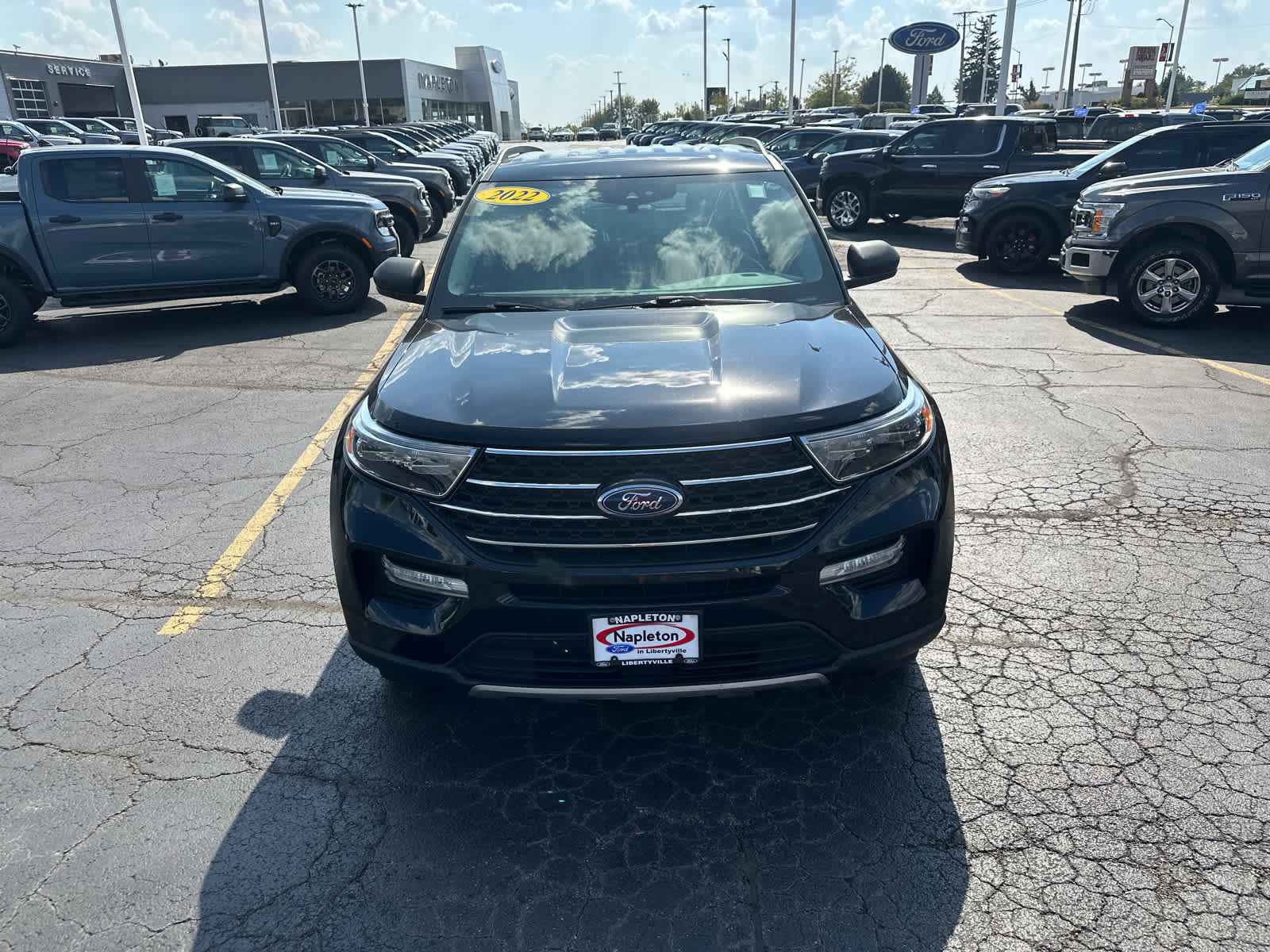 Certified 2022 Ford Explorer XLT w/ Equipment Group 202A image 10