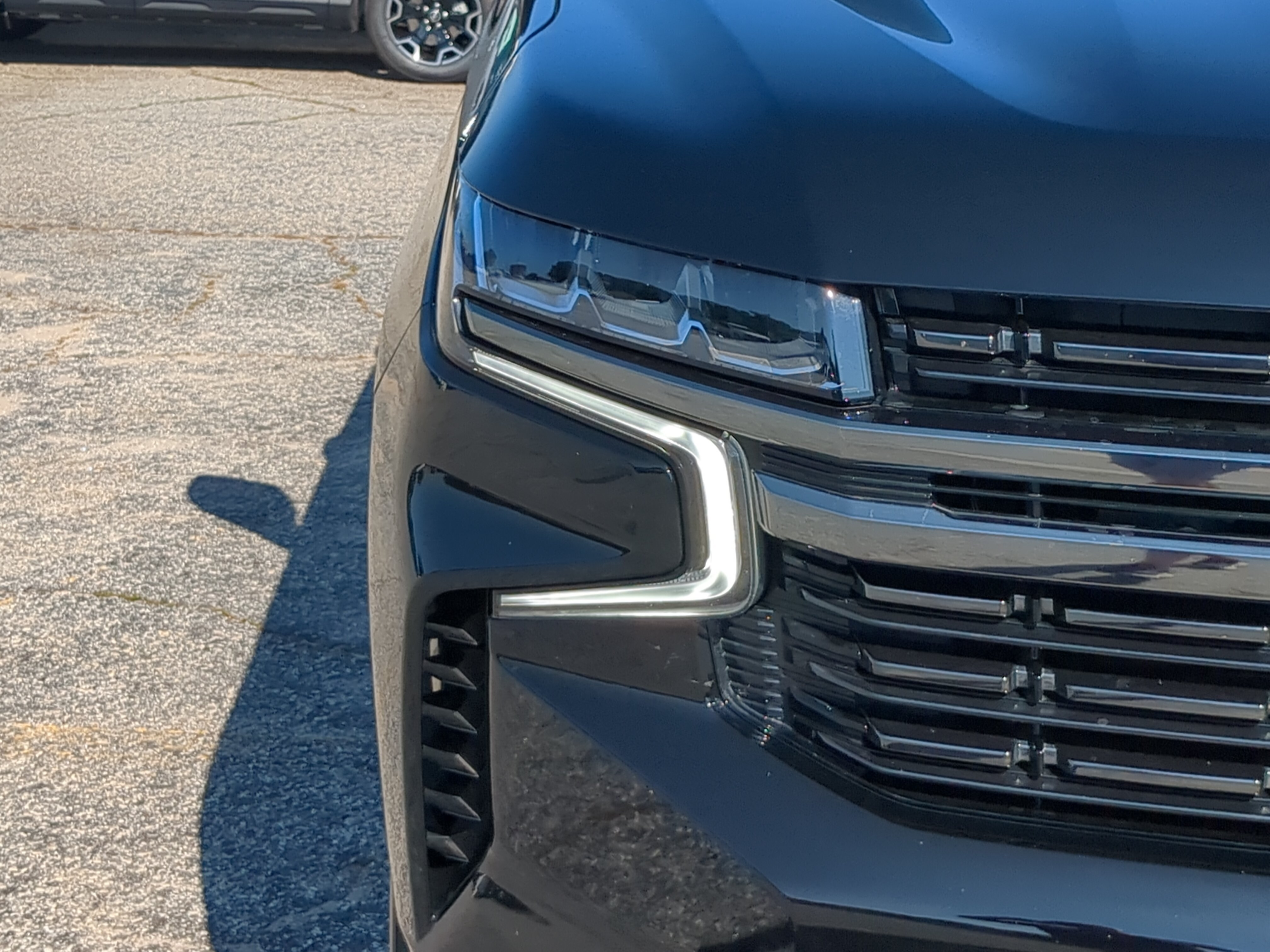 Used 2022 Chevrolet Tahoe RST w/ Luxury Package RWD image 8