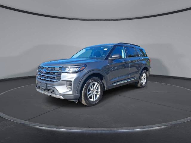 Certified 2025 Ford Explorer Active AWD/4WD image 4