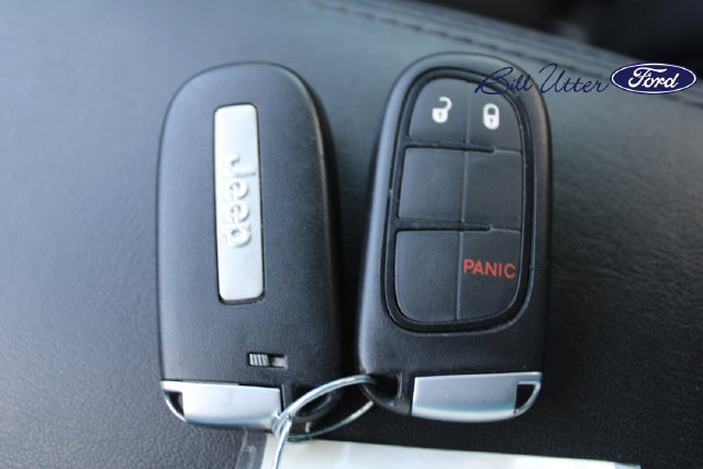 Used 2020 Jeep Cherokee Latitude Plus FWD image 11