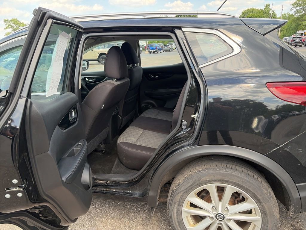 Used 2019 Nissan Rogue Sport SV AWD/4WD image 24