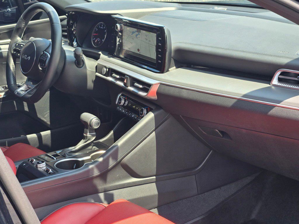 Used 2024 Kia K5 GT-Line image 10