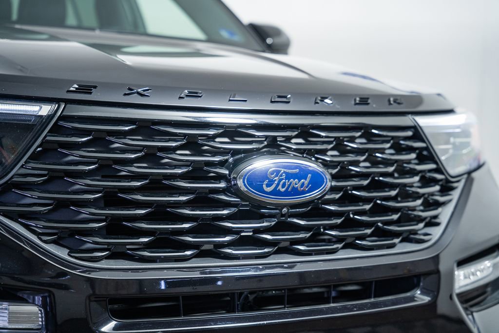 Certified 2022 Ford Explorer ST-Line w/ Class IV Trailer Tow Package image 13