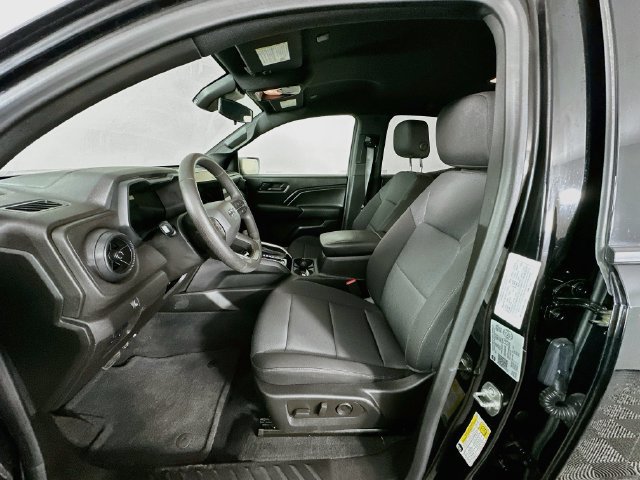 Used 2024 Chevrolet Colorado Trail Boss w/ LPO, Dark Essentials Package AWD/4WD image 25