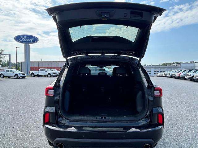 Certified 2023 Ford Escape ST-Line w/ Tech Pack #1 AWD/4WD image 18