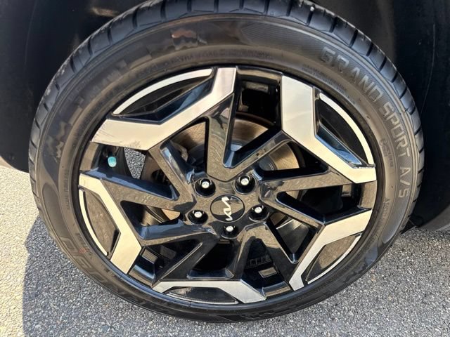Used 2024 Kia Seltos SX AWD/4WD image 12