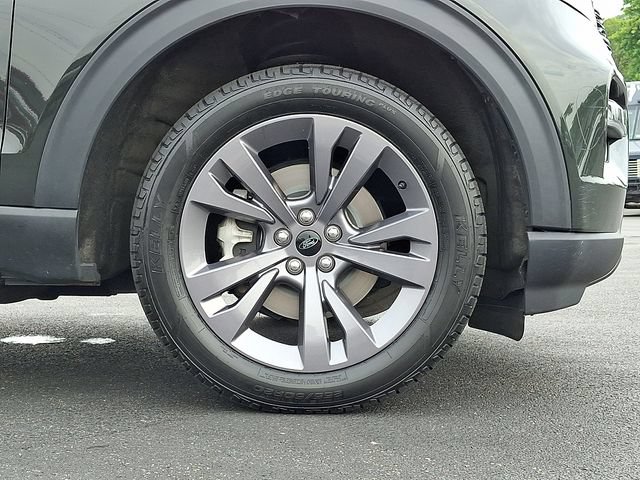 Certified 2022 Ford Explorer XLT w/ Equipment Group 202A AWD/4WD image 8