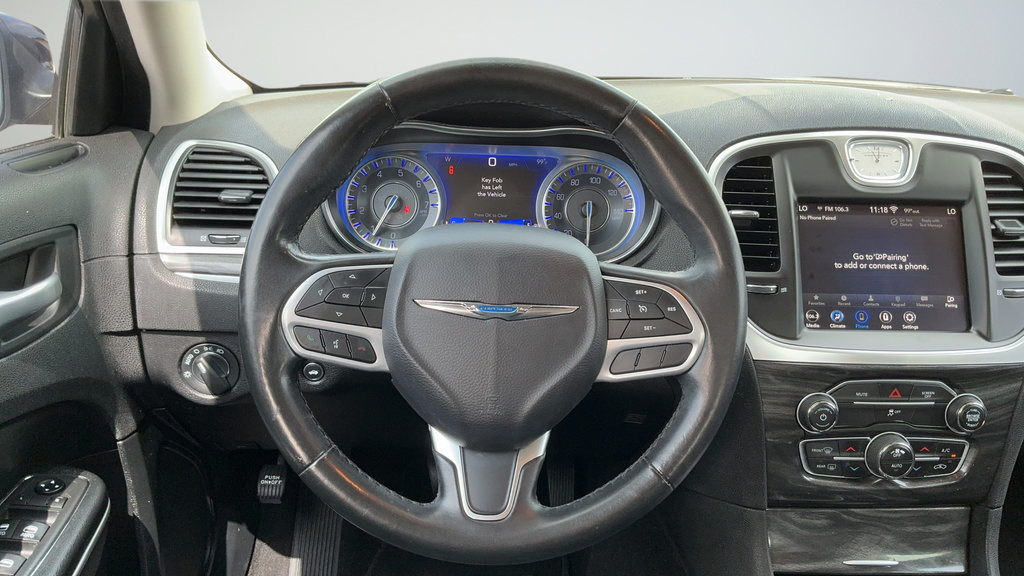 Used 2020 Chrysler 300 Touring w/ Sport Appearance Package RWD image 9