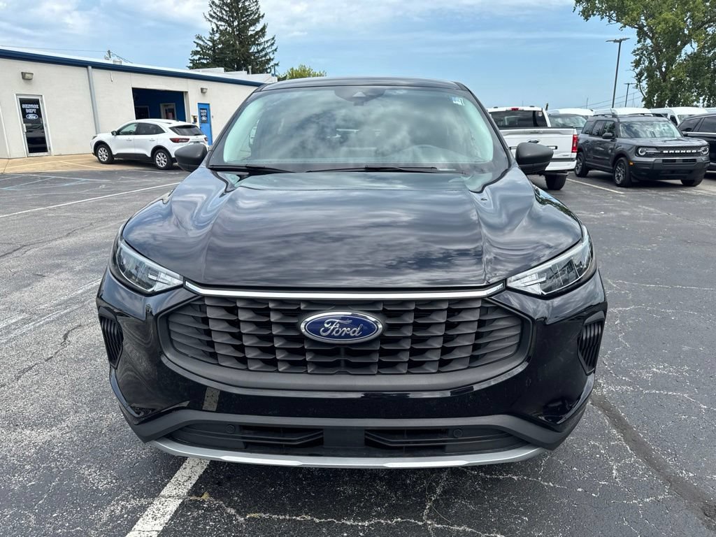 Certified 2024 Ford Escape Active AWD/4WD image 9