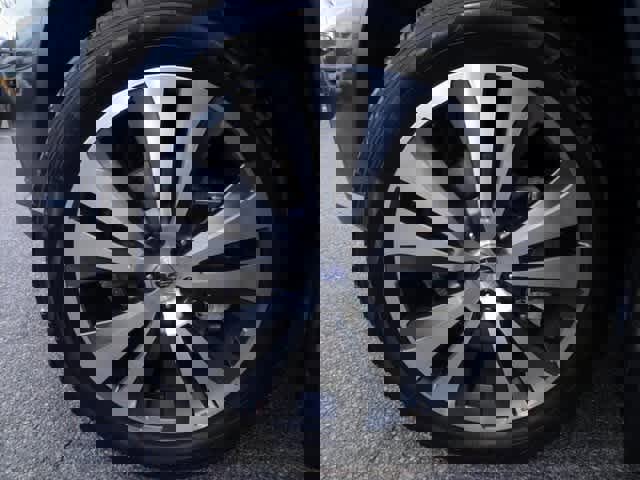 Used 2022 Subaru Ascent Touring w/ Popular Package #2A image 37