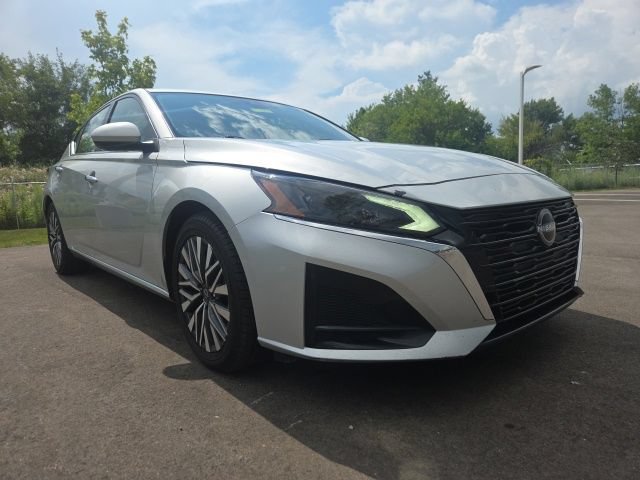 Used 2023 Nissan Altima 2.5 SV w/ SV Premium Package FWD 360° Tour