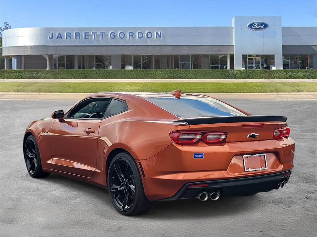 Used 2023 Chevrolet Camaro LT w/ Technology Package RWD image 3