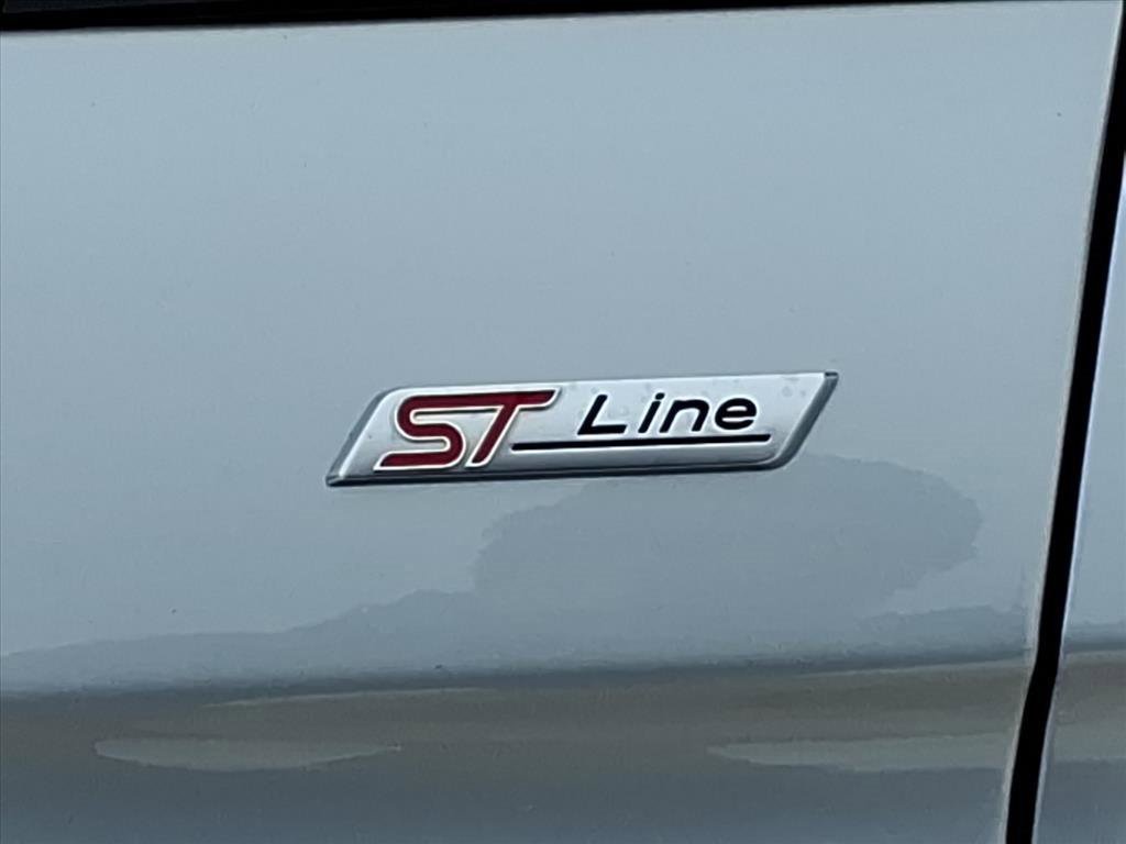 Certified 2024 Ford Edge ST-Line image 10