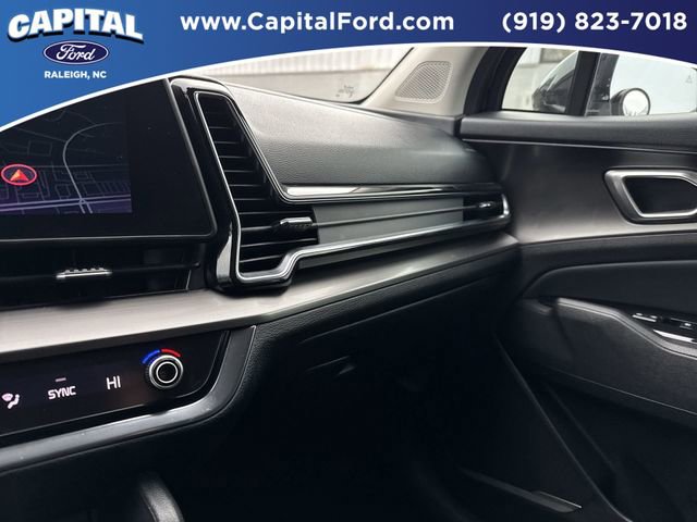 Used 2023 Kia Sportage EX image 27