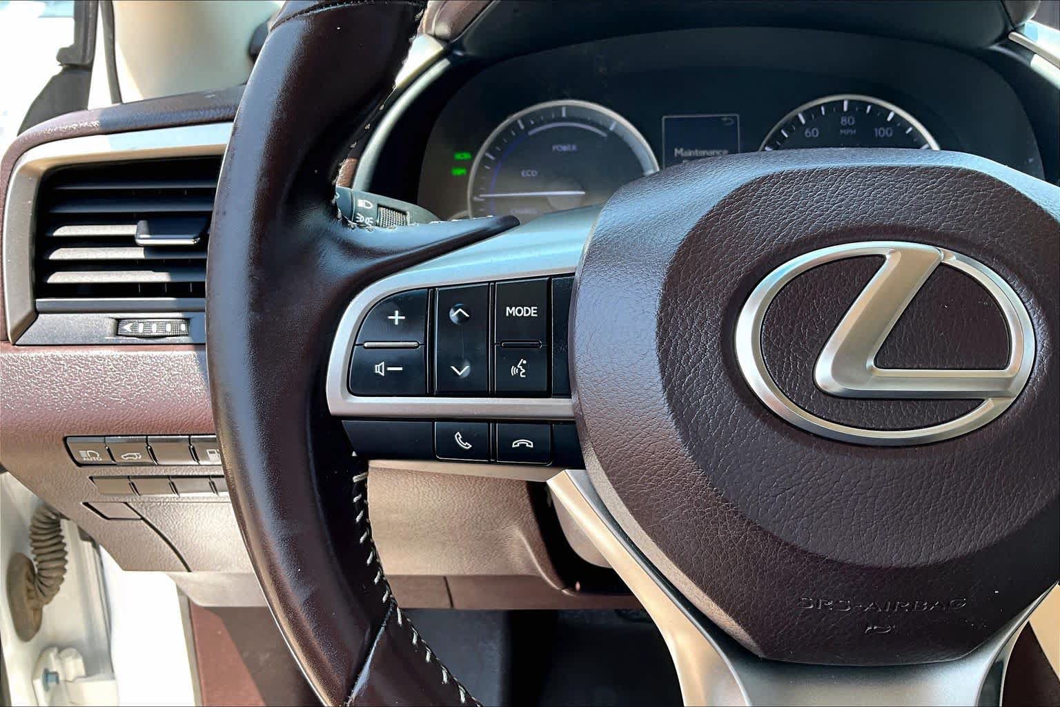 Used 2018 Lexus RX 450hL Premium w/ Premium Package AWD/4WD image 24