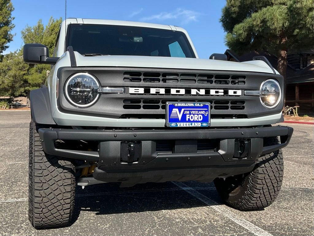 Certified 2024 Ford Bronco Black Diamond w/ Sasquatch Package image 17