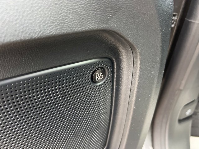 Certified 2020 Ford Escape Titanium image 10