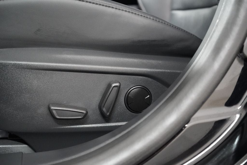 Certified 2025 Ford Mustang Mach-E Premium AWD/4WD image 22
