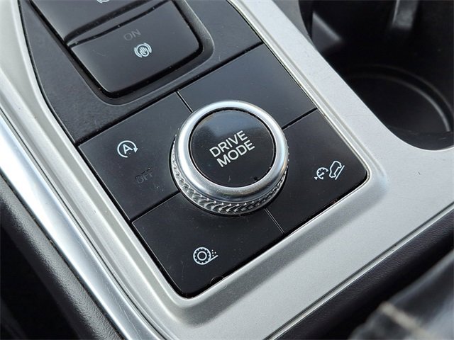 Certified 2023 Ford Explorer XLT w/ Equipment Group 202A image 19