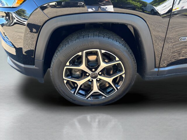 Used 2025 Jeep Compass Limited AWD/4WD image 20