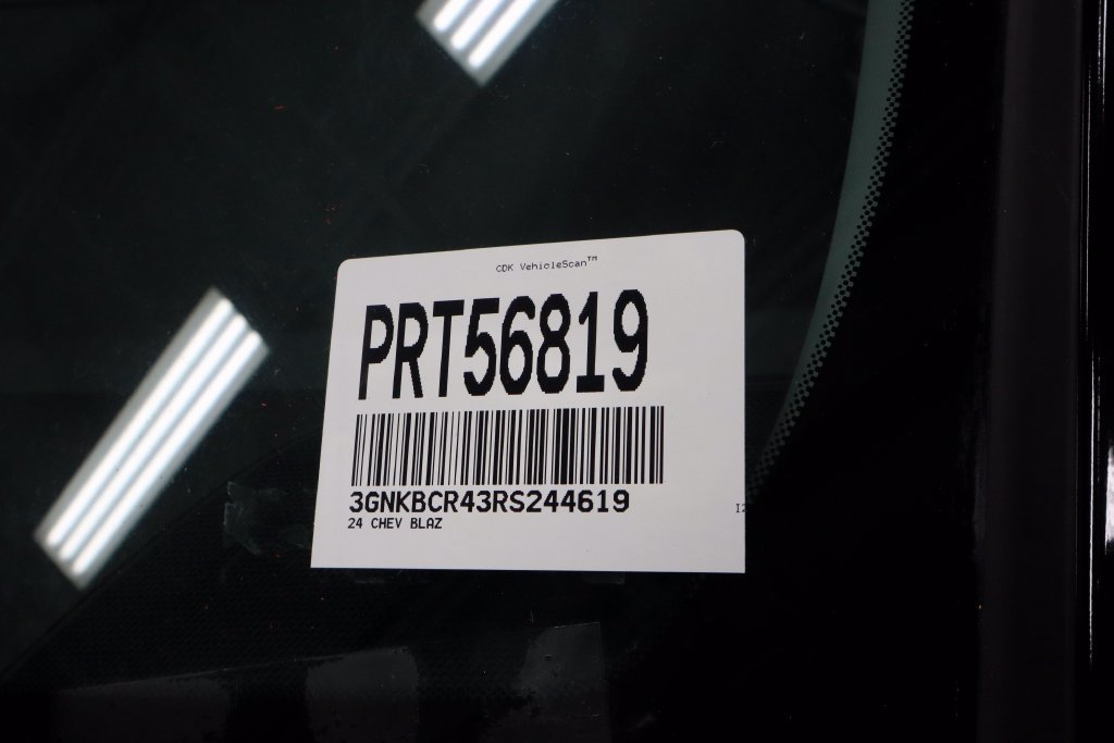 Used 2024 Chevrolet Blazer LT w/ Convenience Package FWD image 33