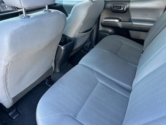 Used 2018 Toyota Tacoma SR5 w/ SR5 Appearance Package (SM) RWD image 11