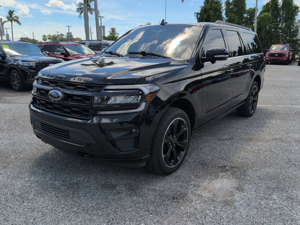 Certified 2023 Ford Expedition Max Limited AWD/4WD image 6